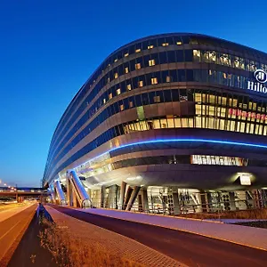 4* Hotel Hilton Frankfurt Airport